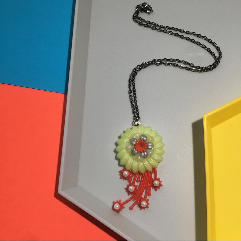 💐 Handcrafted One Of One Necklace